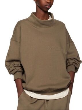 K112 ESSENTIALS Mock Neck Sweatshirt